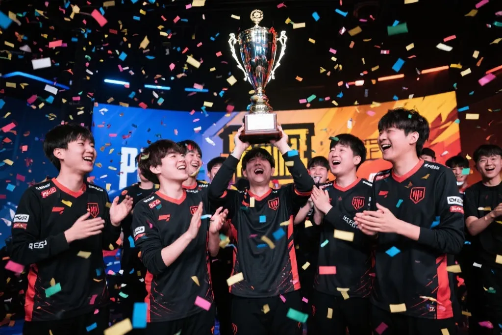 当“泡菜”战术碾压“功夫”熊猫：《PUBG》亚洲赛场上的精准与遗憾